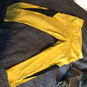 Hott pair of virus workout pants!!